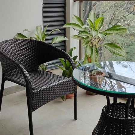 Tara Suites Premium Rooms In Central Indiranagar Бангалор Екстериор снимка